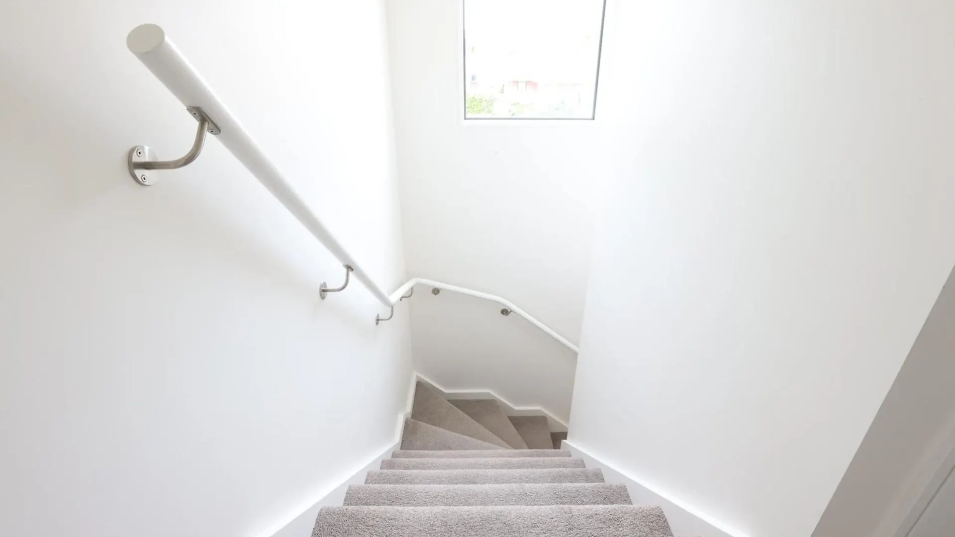 Prázdninový dům Modern 2-Bed Townhouse Close To City Attractions Addington